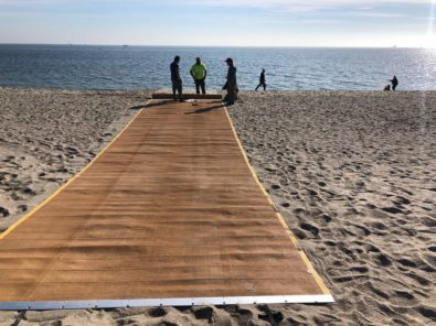 Alfombra de acceso para playa